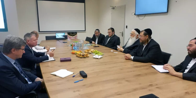 Enviado de Ucrania se reúne con ministro de Jerusalén para hablar sobre peregrinaciones a Uman