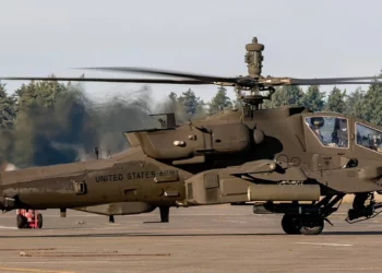 Polonia adquirirá helicópteros AH-64E Apache por $12.000 M