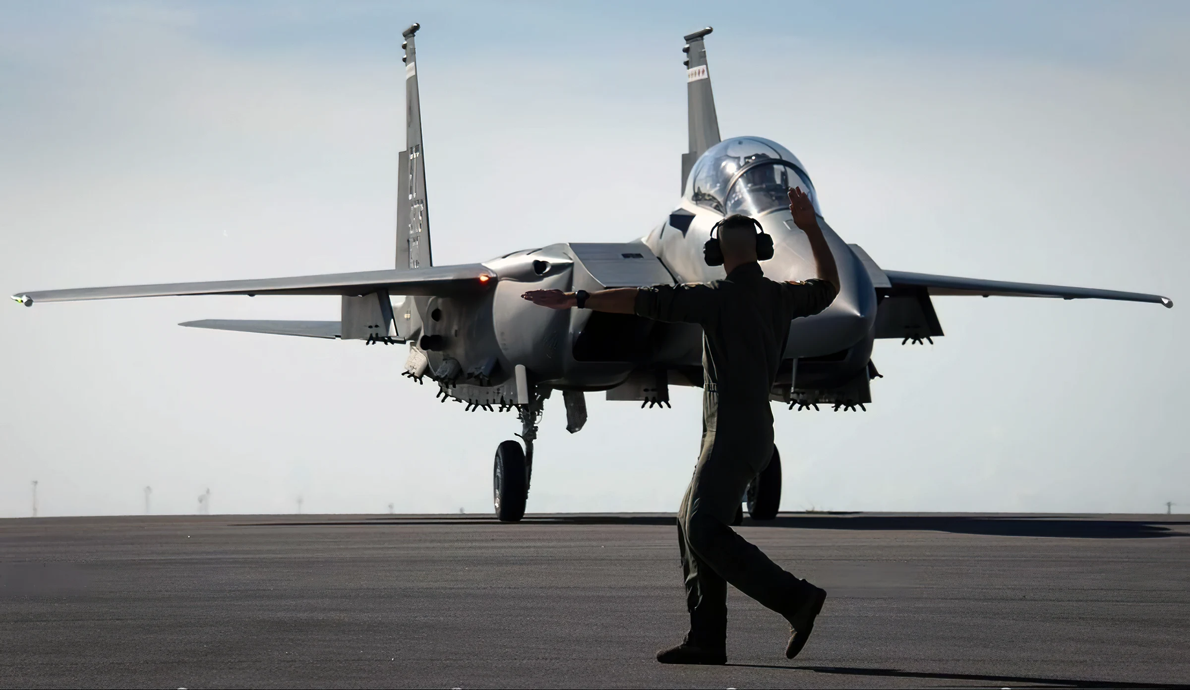 Awaria samolotu Suchoj w Azji: zastąpi go kilkadziesiąt samolotów F-15EX