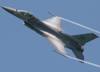 Rusia advierte de que los F-16 agravarán la guerra con Ucrania
