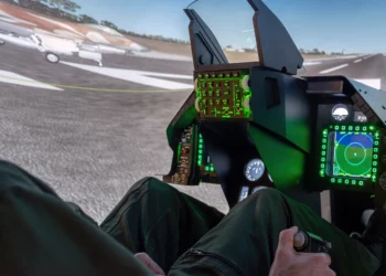 Ucrania recibe los primeros simuladores de F-16