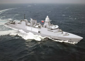 Polonia fortalece su flota naval con fragatas de clase Miecznik