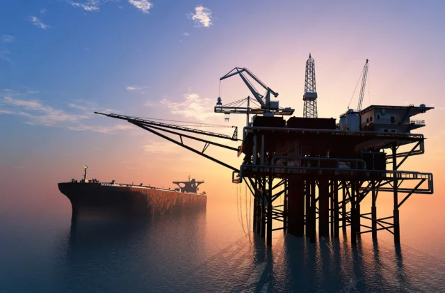 Descenso en plataformas petrolíferas amenaza producción