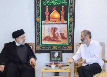 Presidente iraní se reúne con diplomático involucrado en atentado