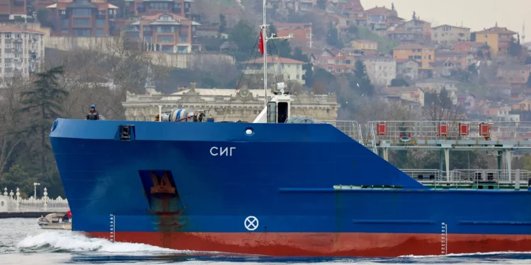 Dron naval ucraniano ataca petrolero ruso en cercanías de Crimea