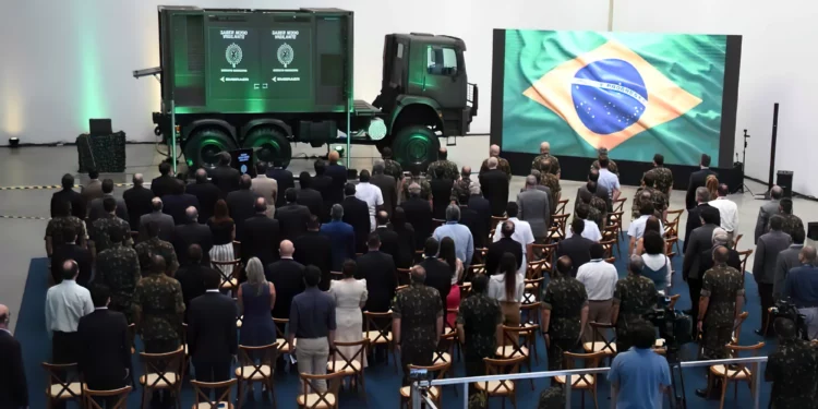 Éxito en Pruebas del Radar SABER M200 Vigilante de Brasil