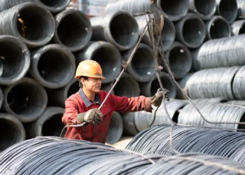 Exportación china de acero inquieta a productores indios
