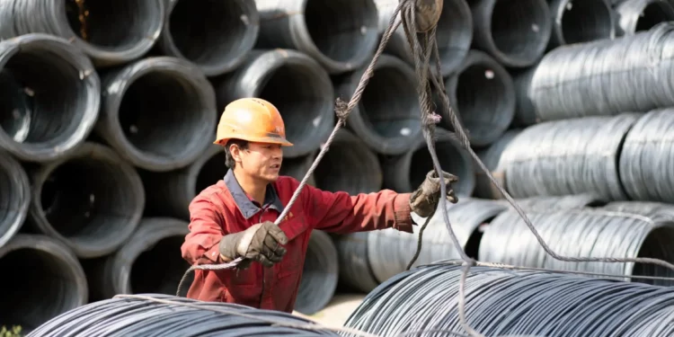 Exportación china de acero inquieta a productores indios