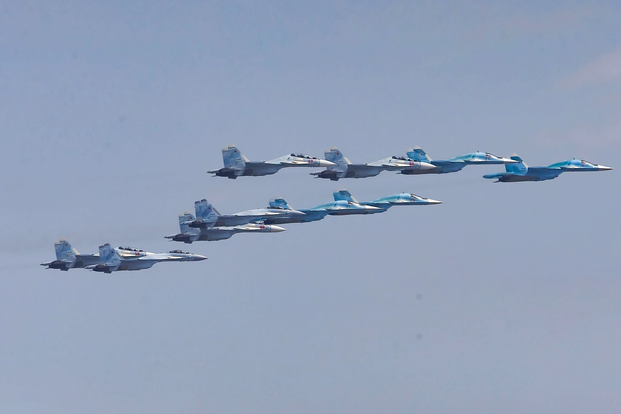 Superioridad aérea de Rusia en Siria: Su-34 y Su-35 contra F-16