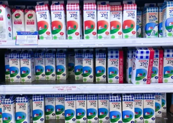 Israel se enfrenta a una “escasez” artificial de leche
