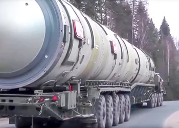 Rusia tiene las armas nucleares de Ucrania: No tenía que ser así