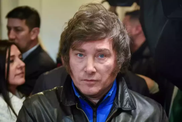 Candidato presidencial de Argentina estudia la Torá