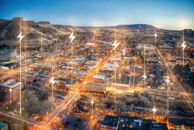 Compañía israelí SolarEdge fortalece la red eléctrica de Colorado