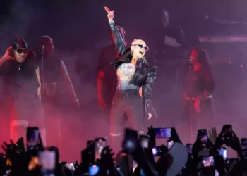 Christina Aguilera deleita a Israel en concierto