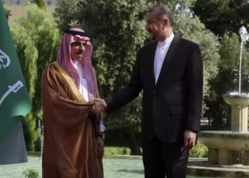 Ministro de Asuntos Exteriores de Irán visita Arabia Saudita