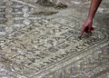 Mosaico cristiano que llama “Dios” a Jesús sería enviado a museo