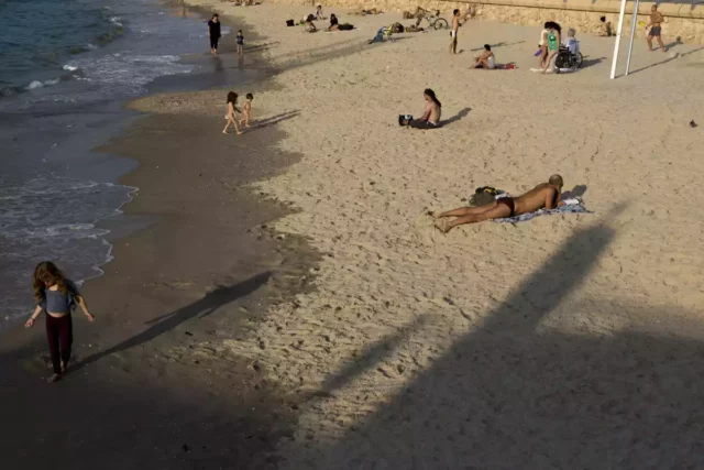 Cierran playas de Tel Aviv y Bat Yam por el agua contaminada