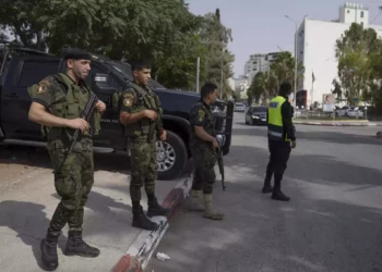 La policía palestina busca restablecer el control en Jenín