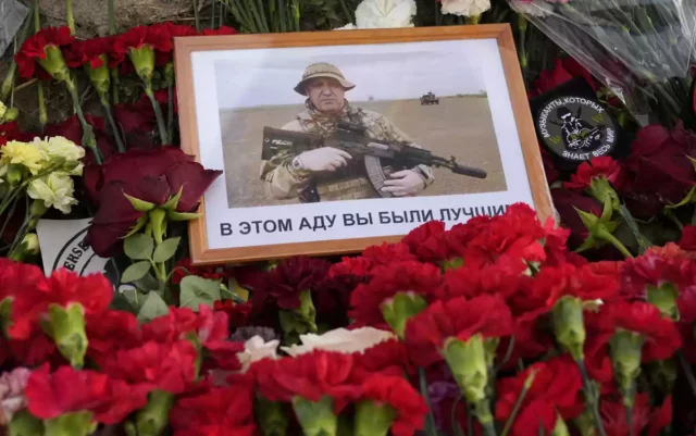 Rusia confirma muerte del líder de Wagner en accidente aéreo