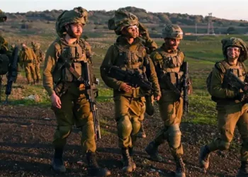 Tres soldados FDI tratados por insolación durante entrenamiento