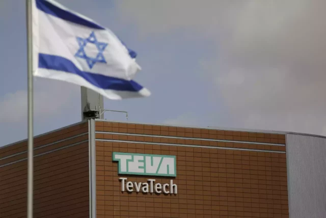 Teva y Sanofi logran avance en tratamiento de EII con duvakitug