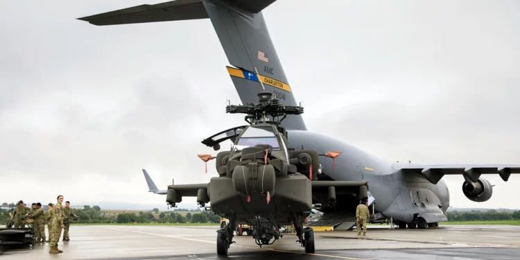 Avanzados Apache AH-64E V6 de EE. UU. arriban a Wiesbaden