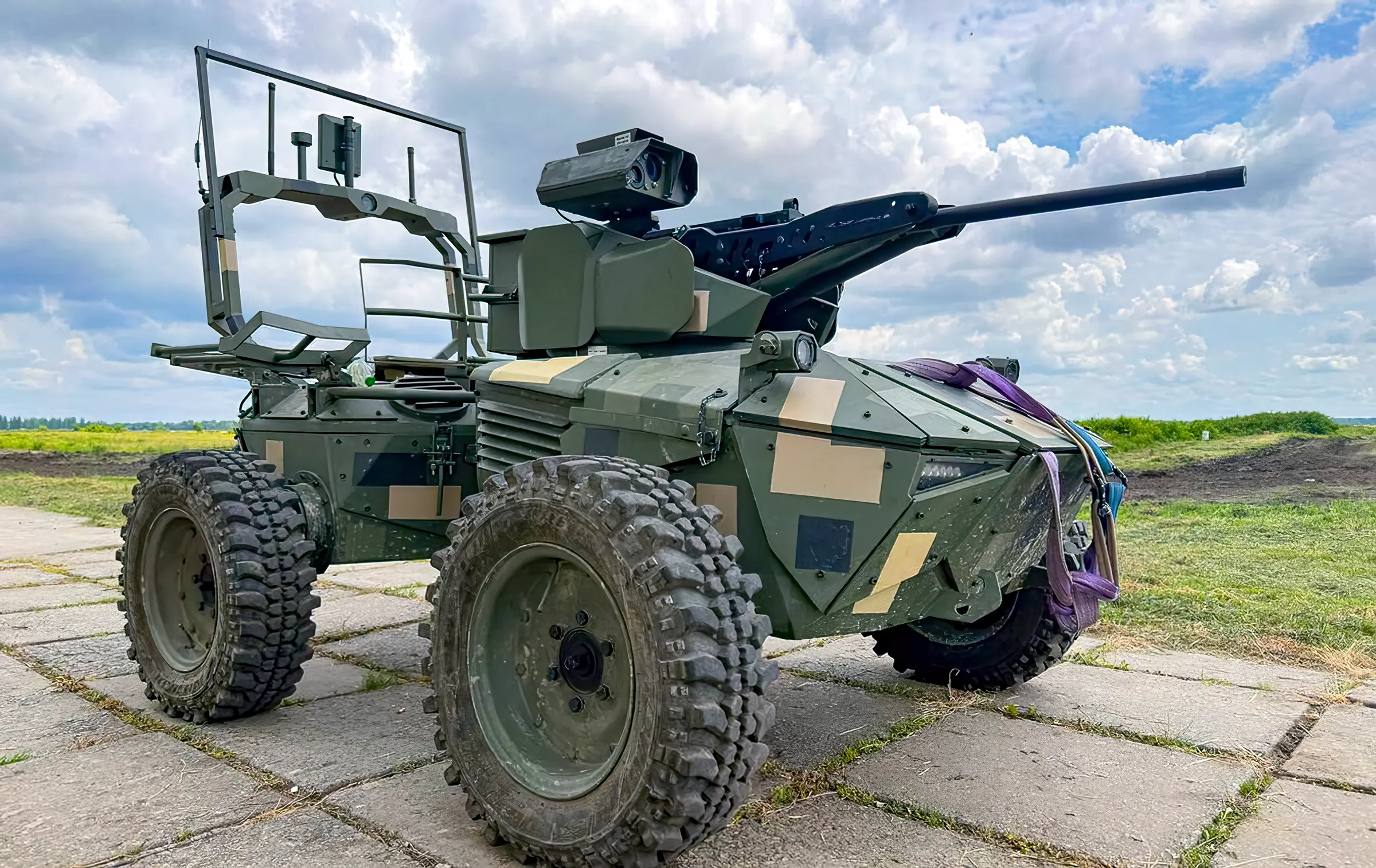 Ucrania prueba robot militar “Ironclad” en el frente