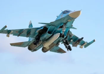 El Su-34 ruso despliega misil Kinzhal en Ucrania