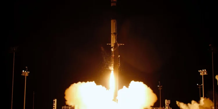 Firefly Aerospace lanza el cohete Alpha en tiempo récord