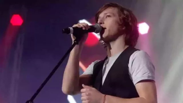 Cantante Lee Biran se niega a trabajar en Shabat