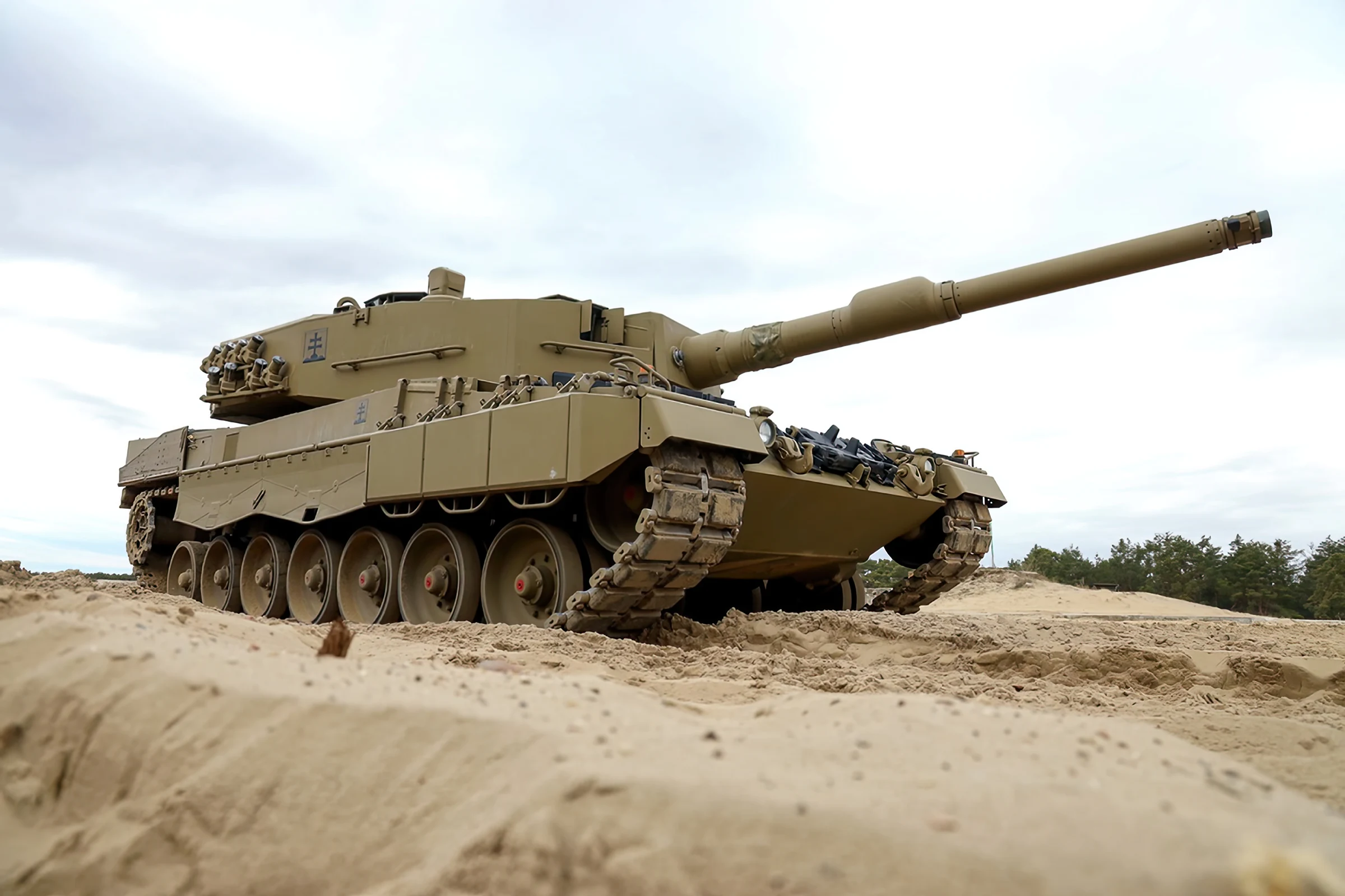 Flota de tanques Leopard 2A4 se dirige a Ucrania