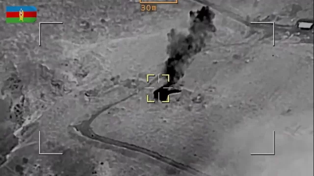 Azerbaiyán pausa operaciones militares en Nagorno-Karabaj