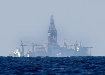 Ucrania recupera plataformas petrolíferas clave en mar Negro