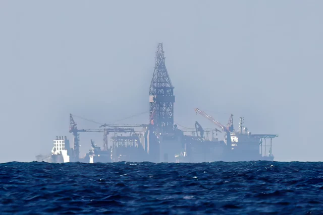 Ucrania recupera plataformas petrolíferas clave en mar Negro