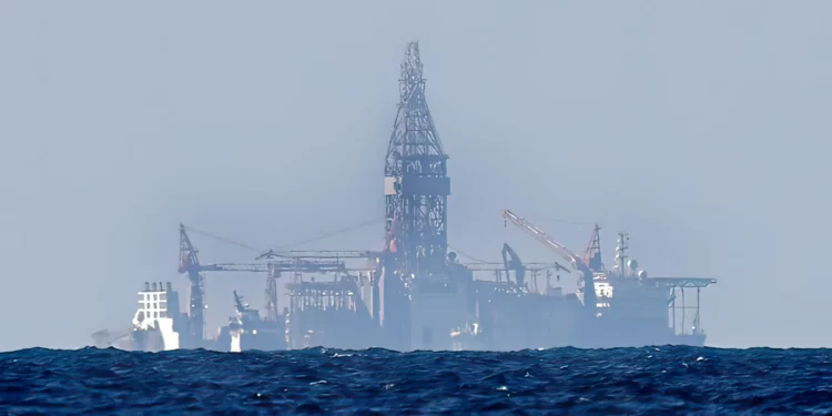 Ucrania recupera plataformas petrolíferas clave en mar Negro