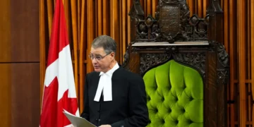 Dimite presidente de la Cámara de Canadá tras ovación a nazi
