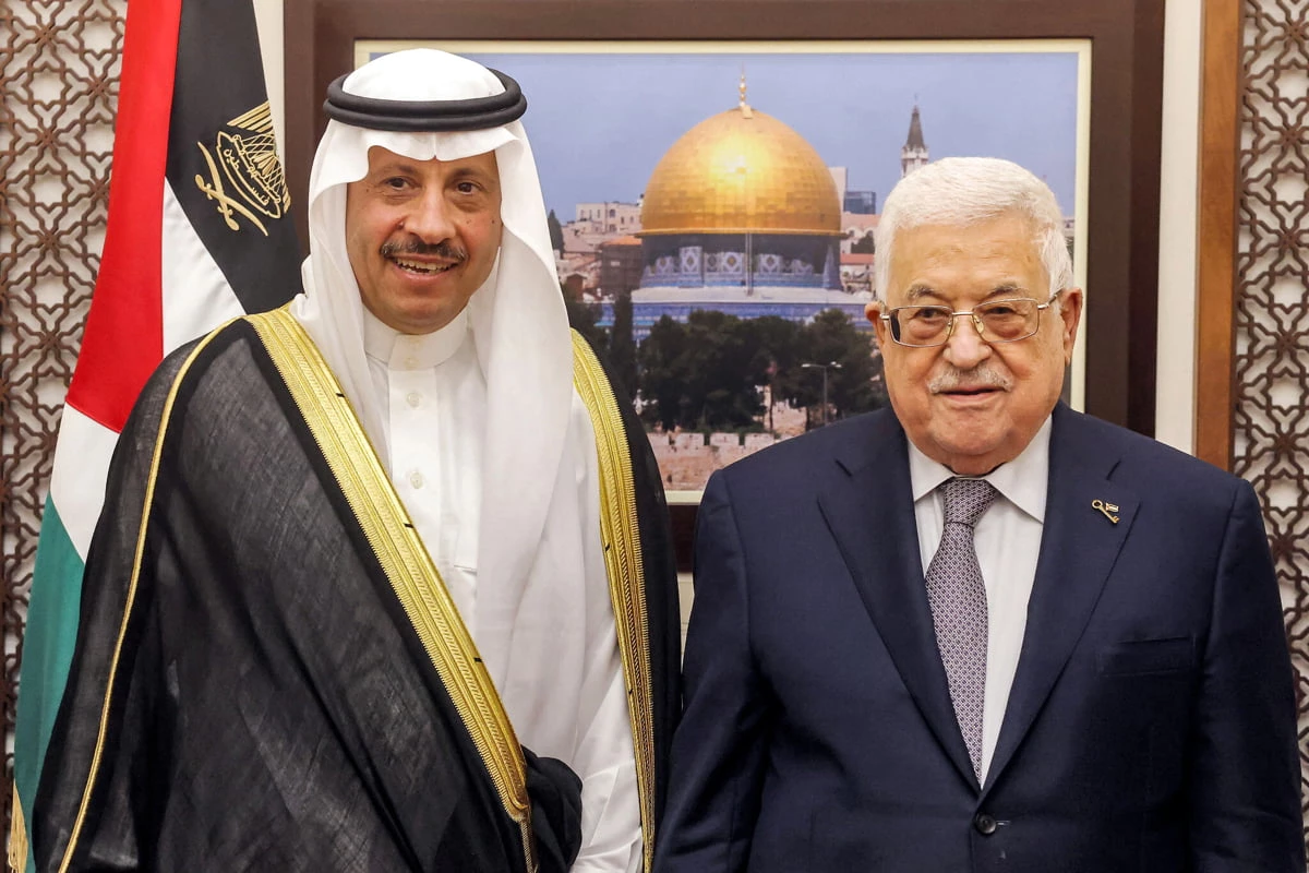 Nuevo enviado saudí se reúne con Abbas en Judea y Samaria