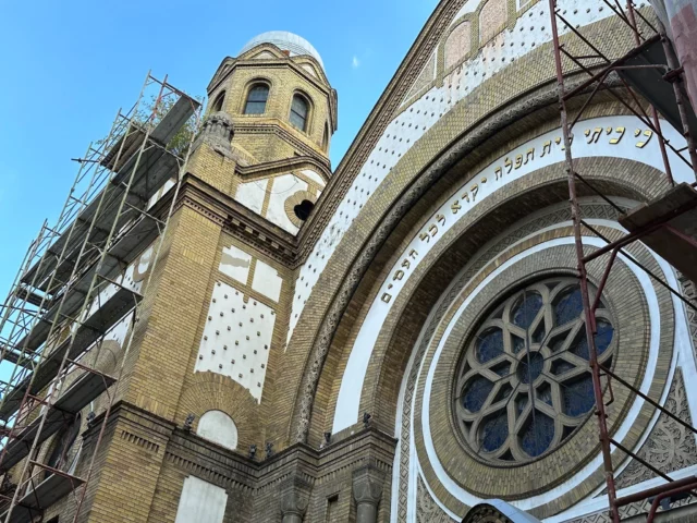 La sinagoga de Novi Sad: esplendor pasado y un futuro incierto