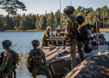 Suecia y Finlandia llevan a cabo entrenamiento conjunto