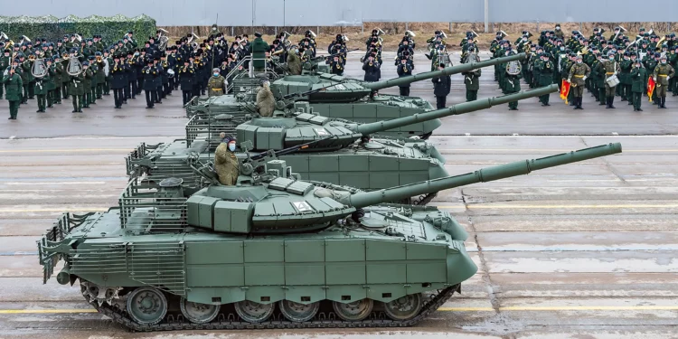 Rusia entrega lote de tanques T-80BVM para unidades en Ucrania
