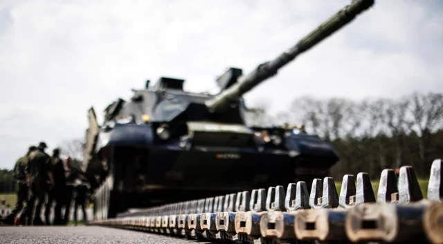 Ucrania no debe reparar los tanques Leopard “porque los daña”