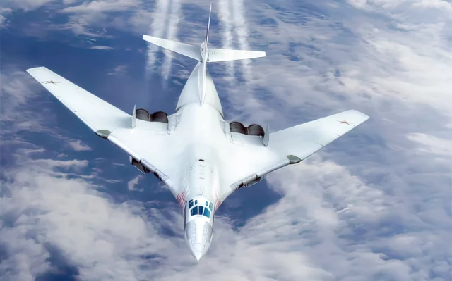 Mejoras avanzadas para los Tu-160 rusos: 12 misiles Kh-BD
