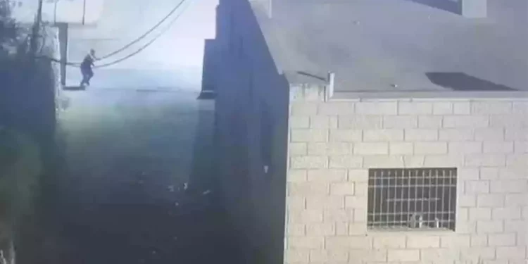 Terrorista árabe lanza explosivo contra la Tumba de Raquel