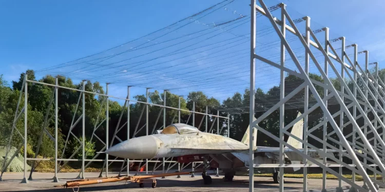 Cazas rusos en hangares “antidrones”: ¿medidas desesperadas?