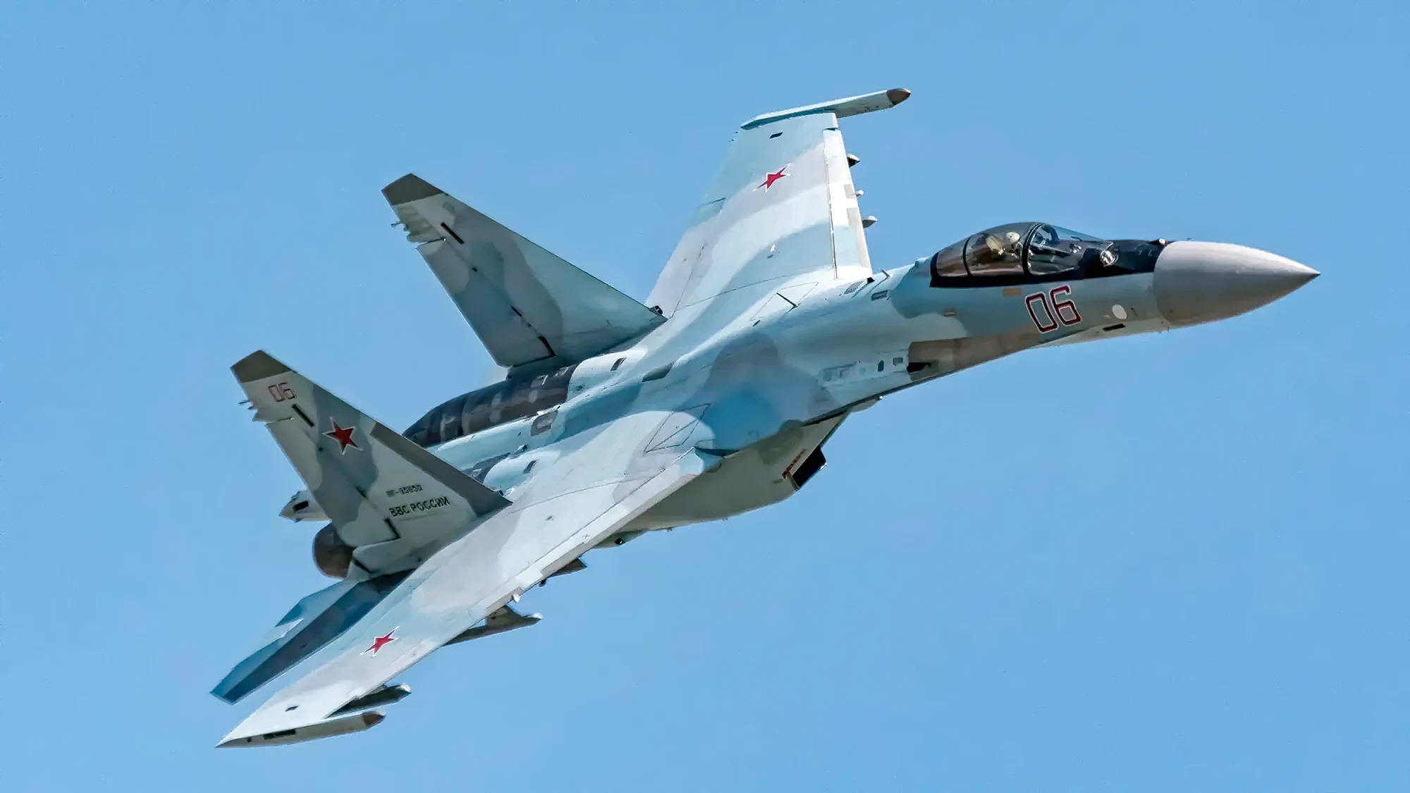 Rosyjska obrona zestrzeliła myśliwiec Su-35 na Ukrainie