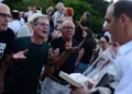 Disturbios en el servicio de oración de Tel Aviv (Tomer Neuberg/Flash 90)