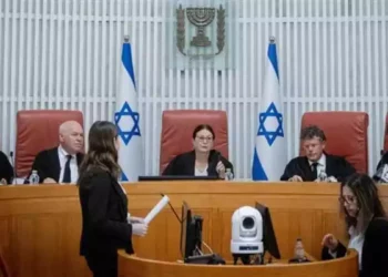 Abogado de Netanyahu discute con jueces de la Corte Suprema