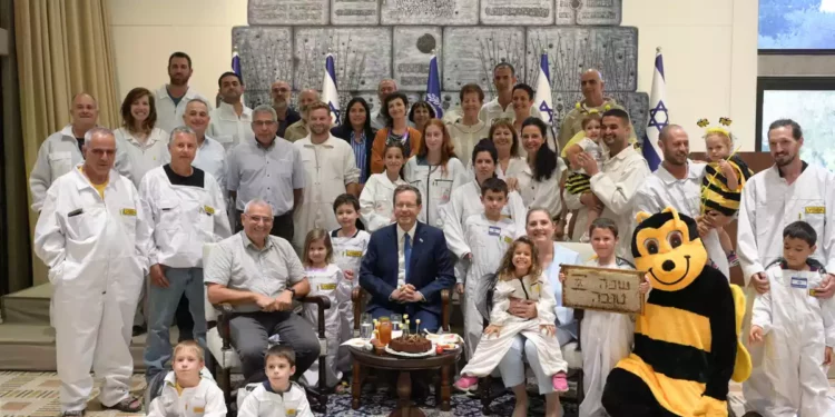Herzog envia mensaje a comunidades judías por Rosh Hashaná