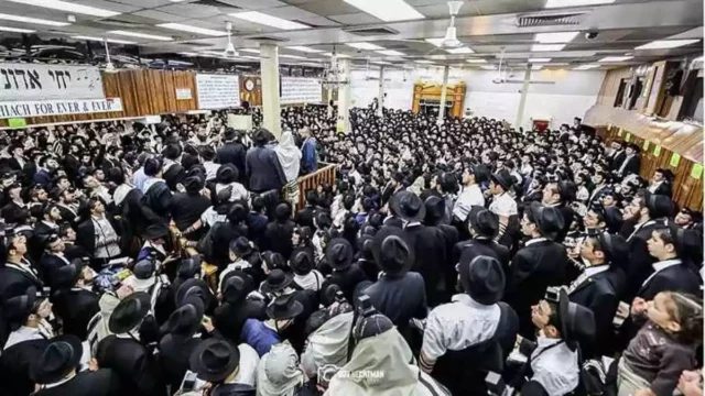 Récord de visitas jasidim de Jabad a la sede mundial 770