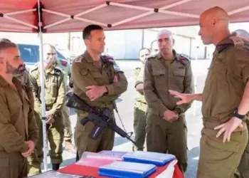 Jefe del Estado Mayor recorre almacenes en el norte de Israel